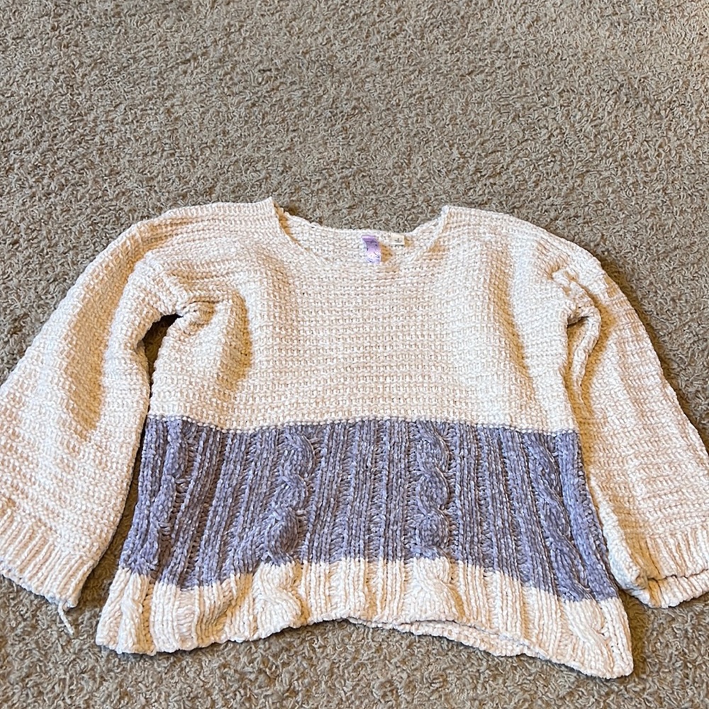 Cream and grey ultra soft sweater